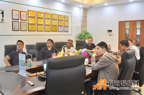 湖南省國防科技工業(yè)局技術(shù)開發(fā)中心主任一行蒞臨合和集團參觀考察，共探技術(shù)合作新機遇
